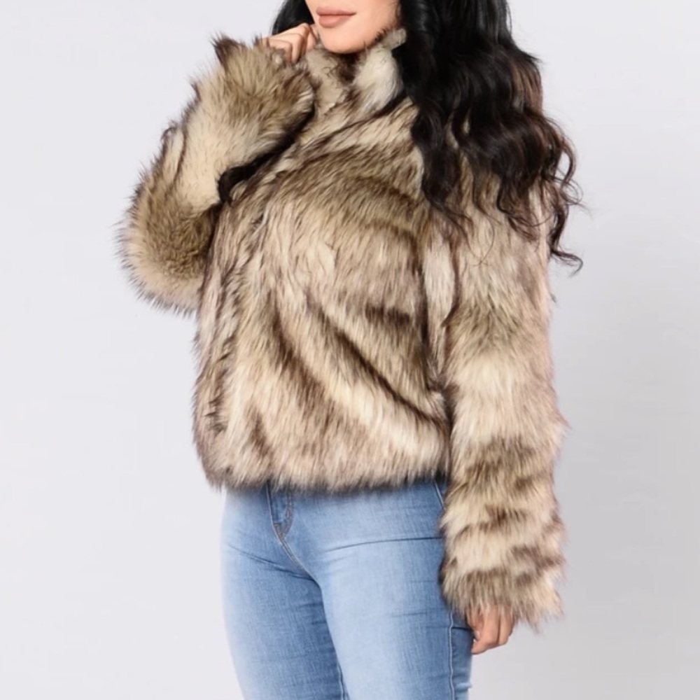 NEW Fashion Nova Faux Fur Coat